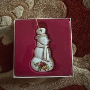 Royal Albert Old Country Roses Snowman Ornament 1998 Royal Doulton